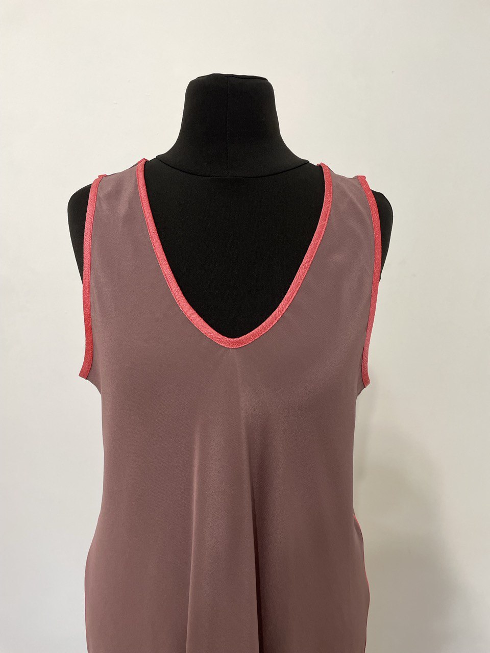 Soft V Neck Pale Purple Silk Dress with Red Dupioni Binding (Medium)