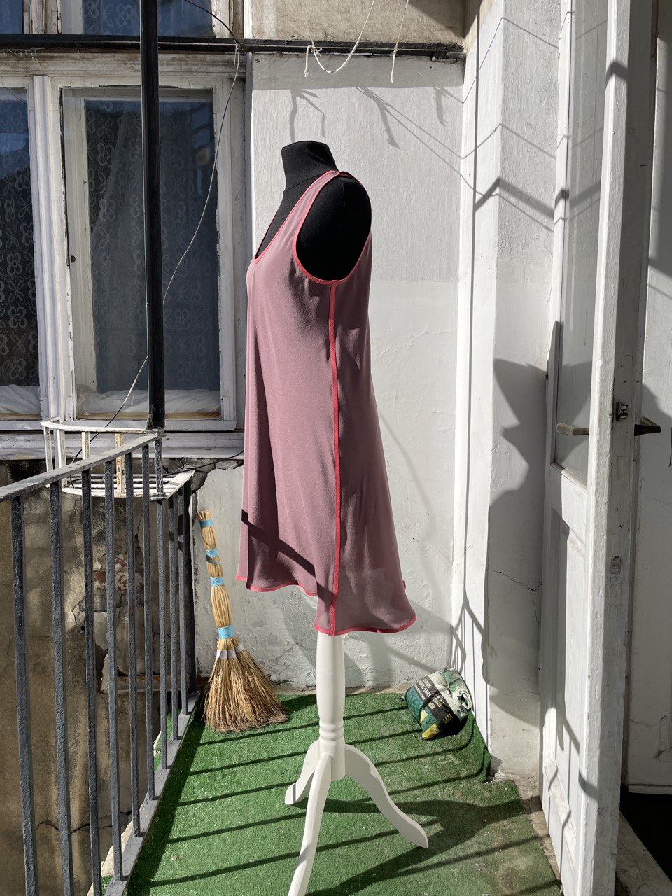 Soft V Neck Pale Purple Silk Dress with Red Dupioni Binding (Medium)