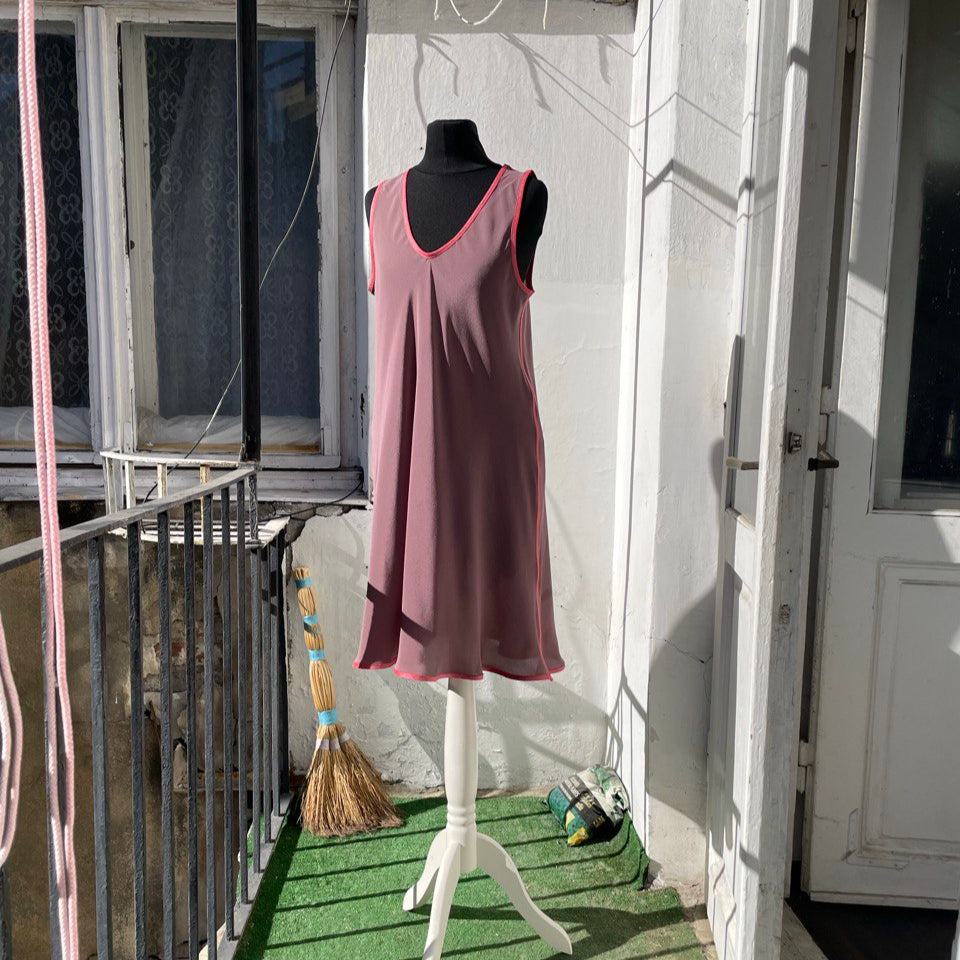 Soft V Neck Pale Purple Silk Dress with Red Dupioni Binding (Medium)