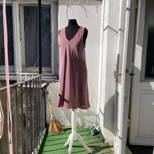 Soft V Neck Pale Purple Silk Dress with Red Dupioni Binding (Medium)