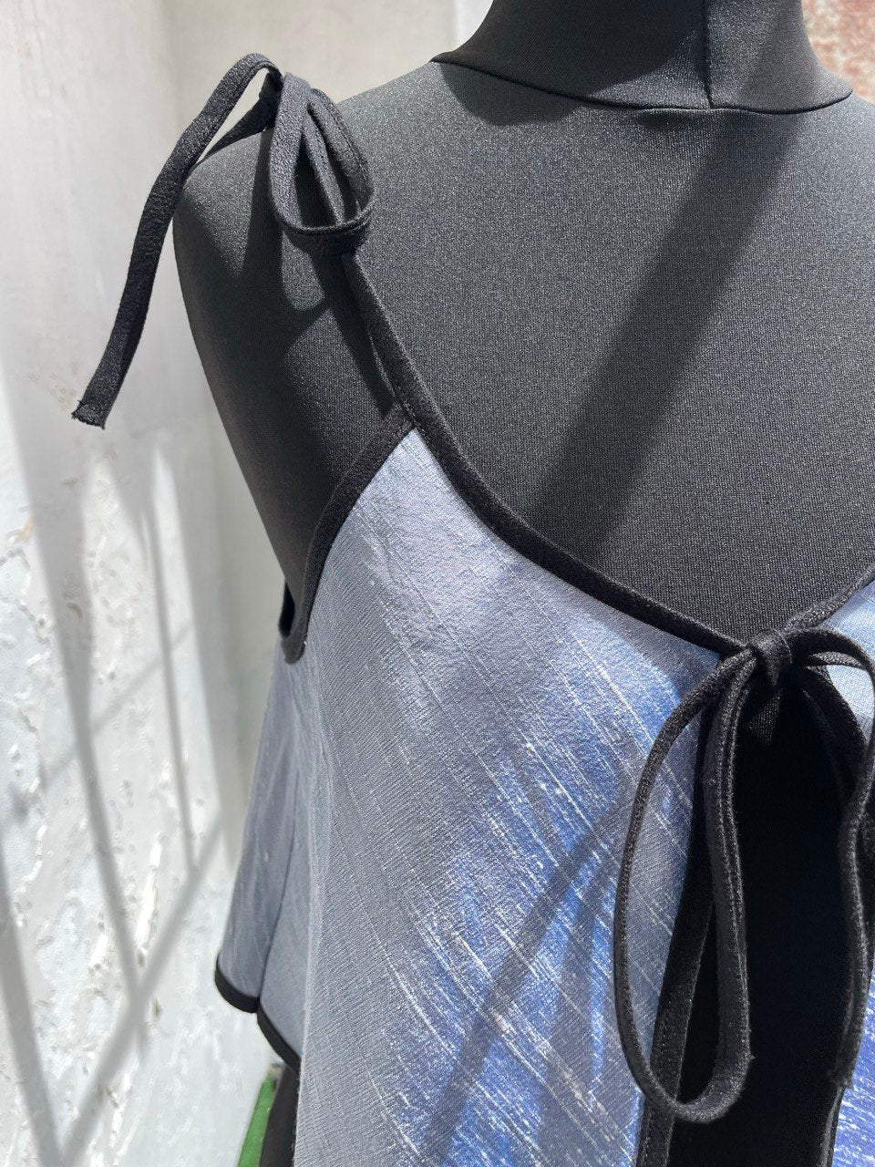 Silk Dupioni Rouleau Tie Open Top