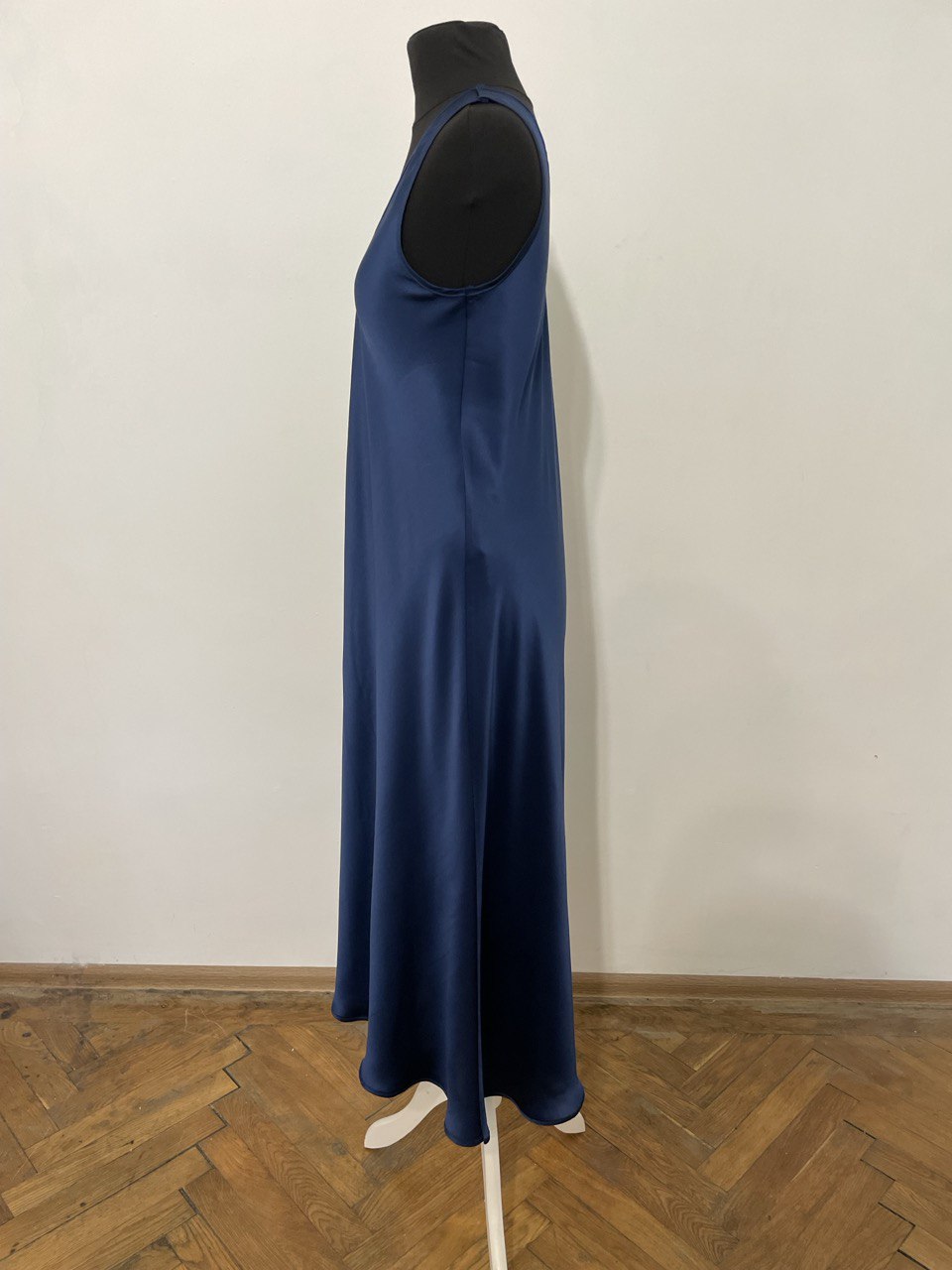 Silk Evening Dress. Maxi