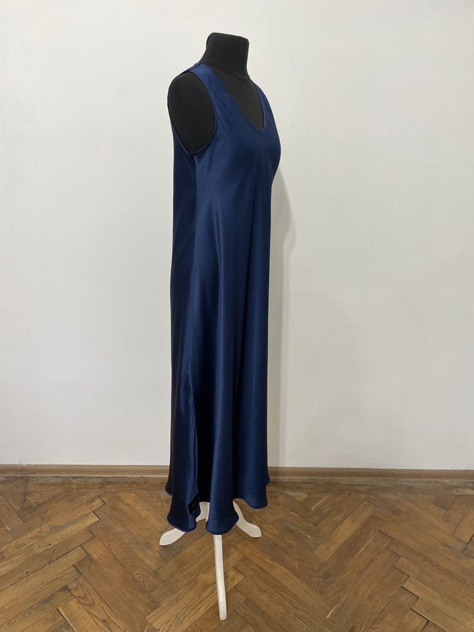 Silk Evening Dress. Maxi