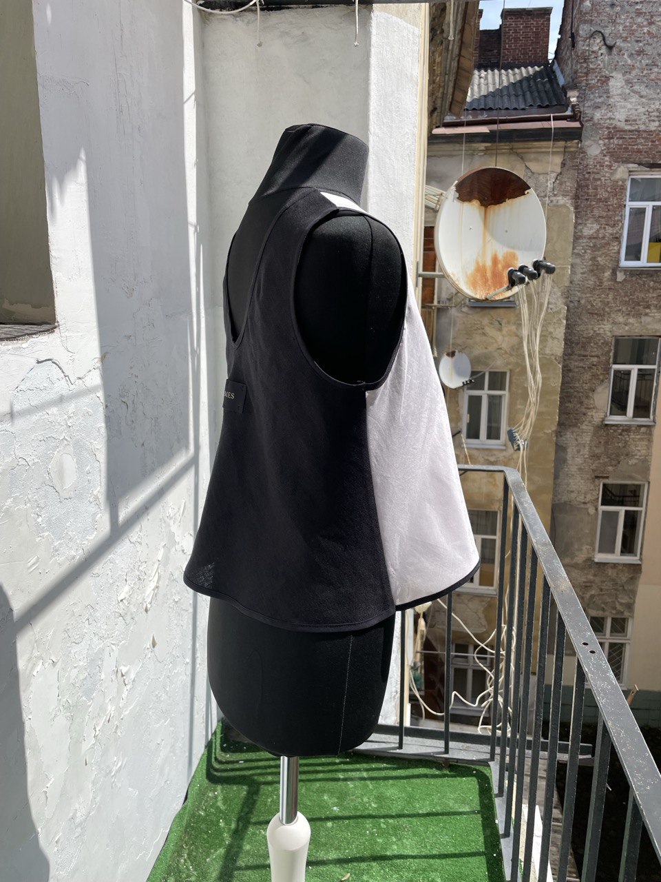 TriColor Soft V Neck Open Tie Vest