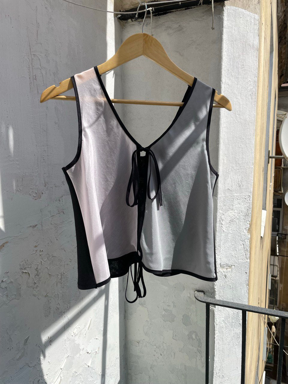 TriColor Soft V Neck Open Tie Vest