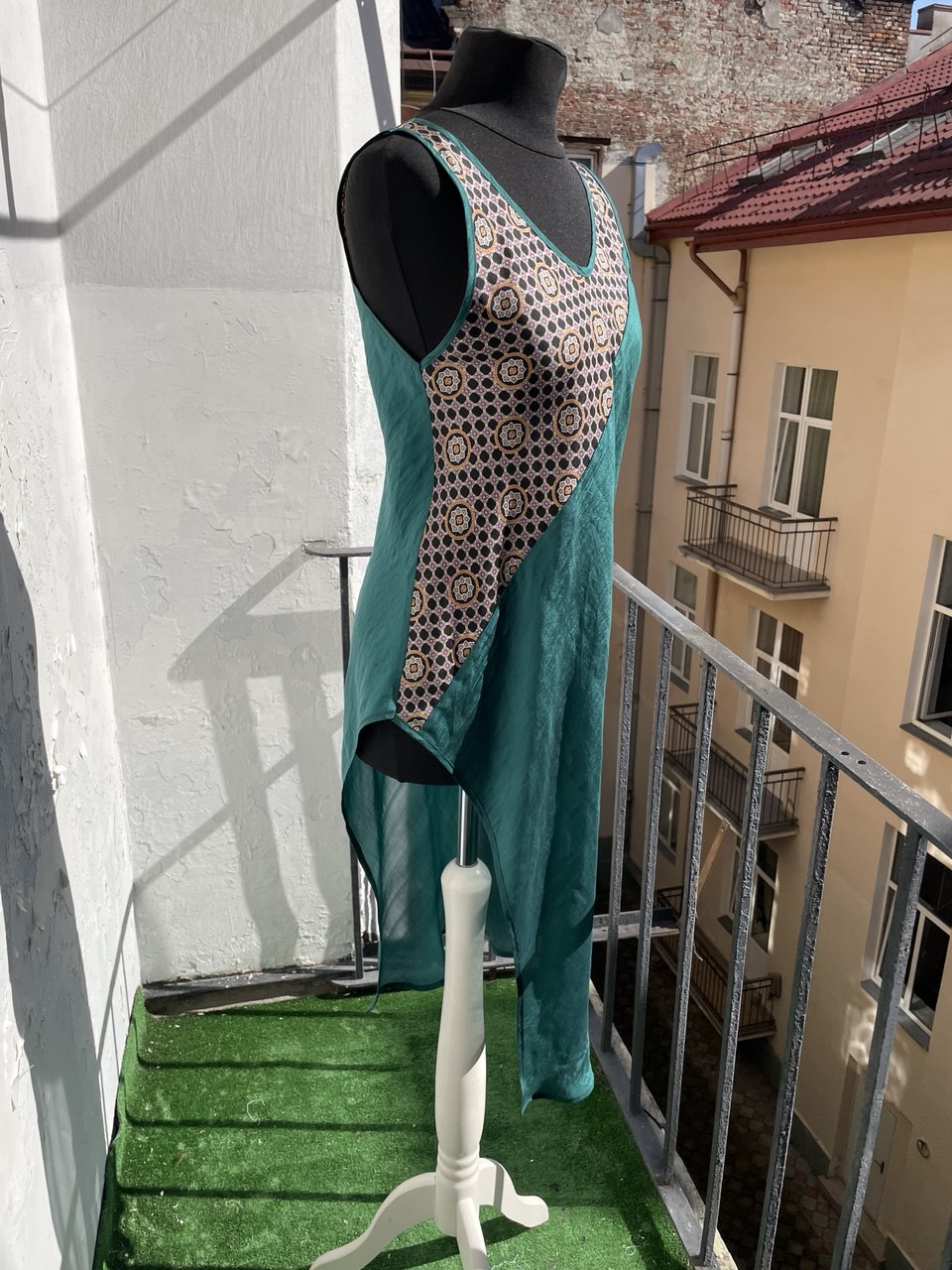 Geometric Green Cutaway Silk Dress