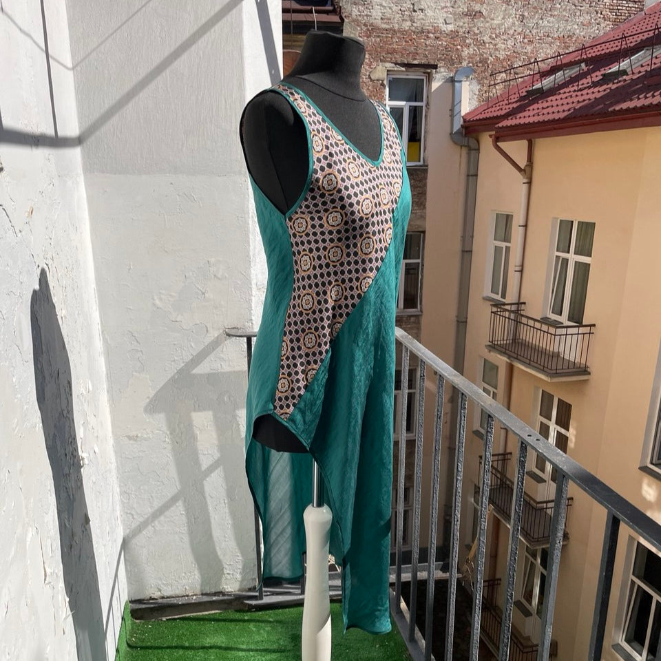 Geometric Green Cutaway Silk Dress
